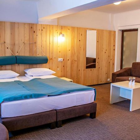 Complex Hotelier Cota O Mie Синая Екстериор снимка