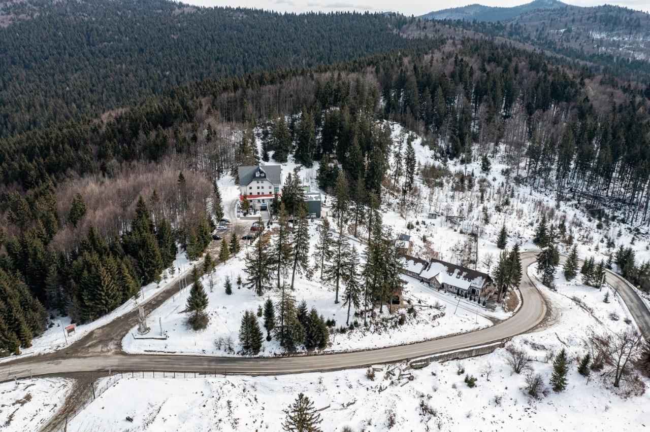 Complex Hotelier Cota O Mie Синая Екстериор снимка