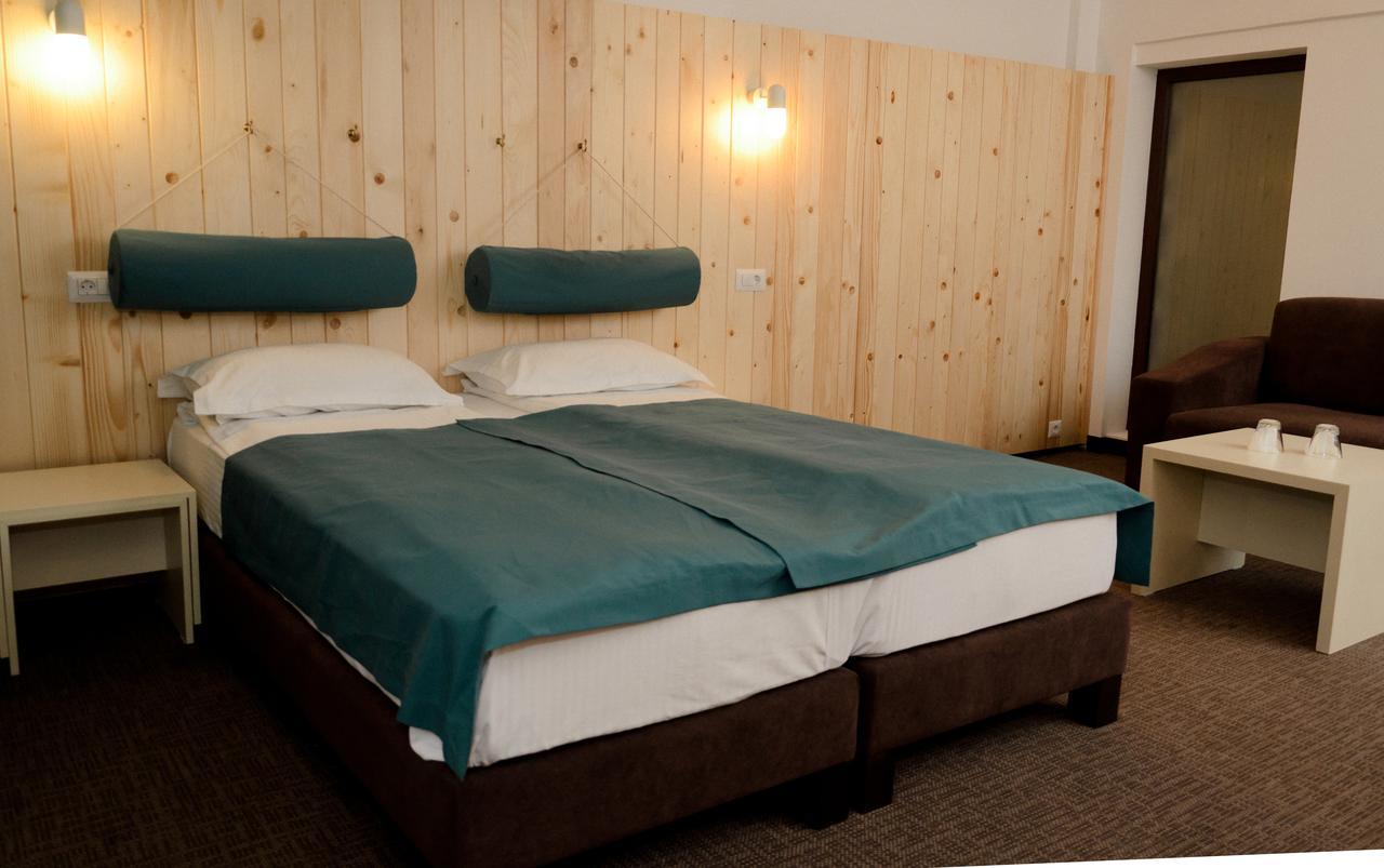 Complex Hotelier Cota O Mie Синая Екстериор снимка